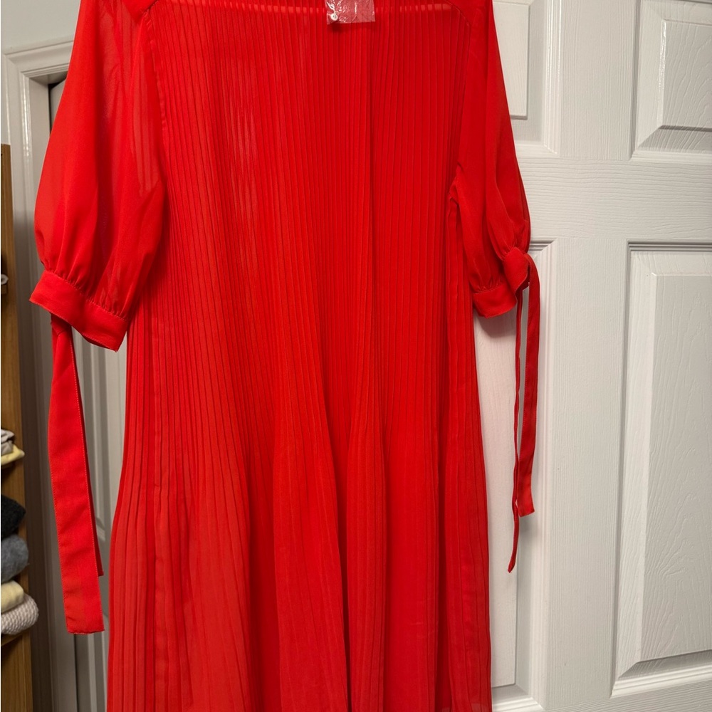 Chic Red Pleated Dress